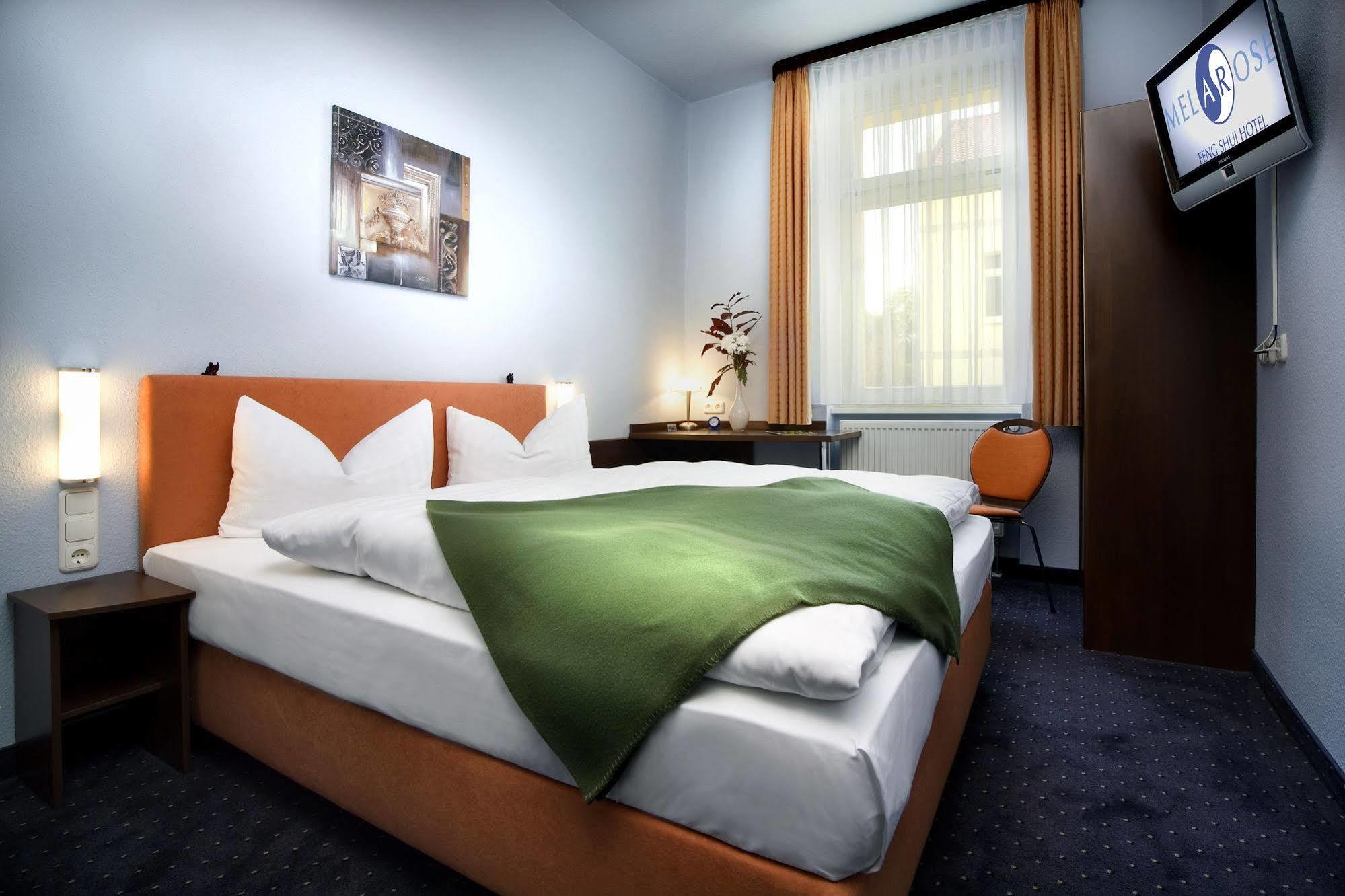 Melarose Feng Shui Hotel Berlin Oda fotoğraf